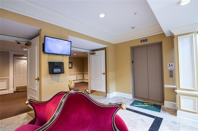 Foto del edificio - 3275 Lenox Rd NE