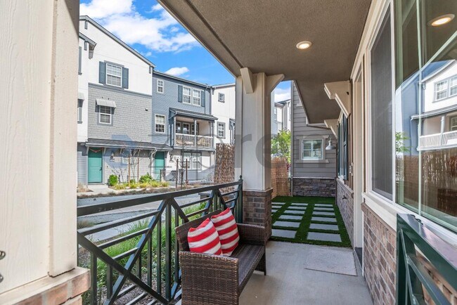 Foto del edificio - 37380 Watersail Way