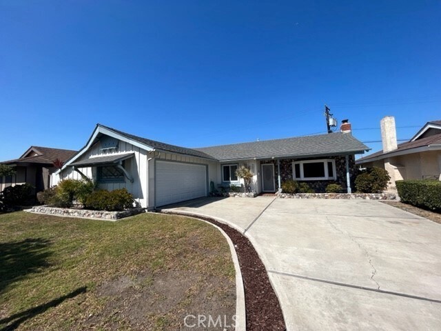 Foto principal - 16211 Fantasia Ln