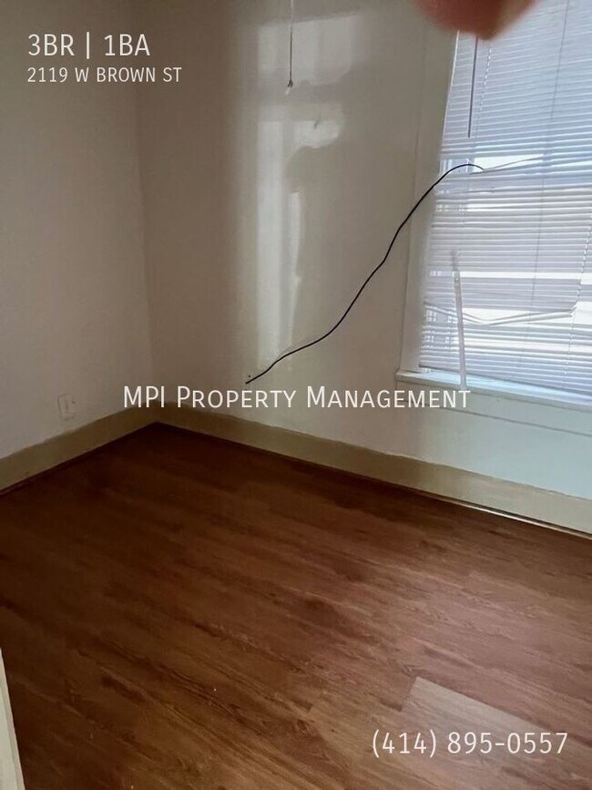 Foto del edificio - 2119 W. Brown Street - 3 Bedroom Rear House