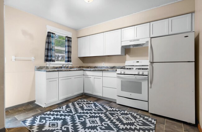 Foto del edificio - 1015 Bluff St