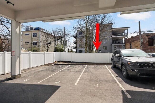 Foto del edificio - 521 E 8th St