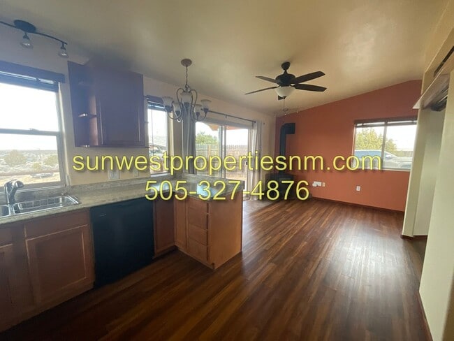 Building Photo - 1 Bedroom, 1 Bath Home in the Country