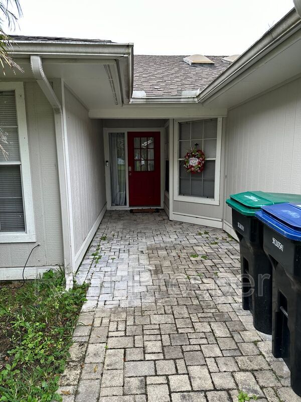 Building Photo - 7931 Merrimac Cove Dr