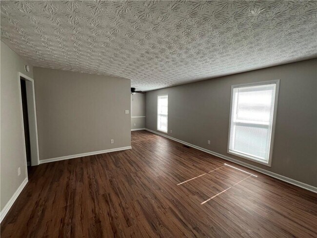 Building Photo - 1172 Jill Ln SW