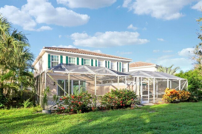 Foto del edificio - 468 Capistrano Dr