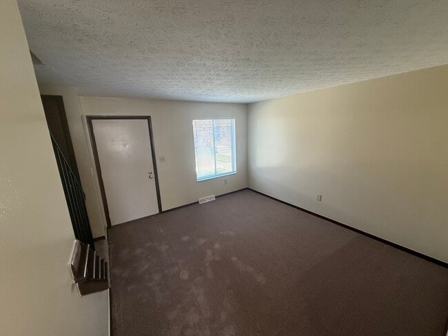 Building Photo - 3193 Cedar Grove Pl S