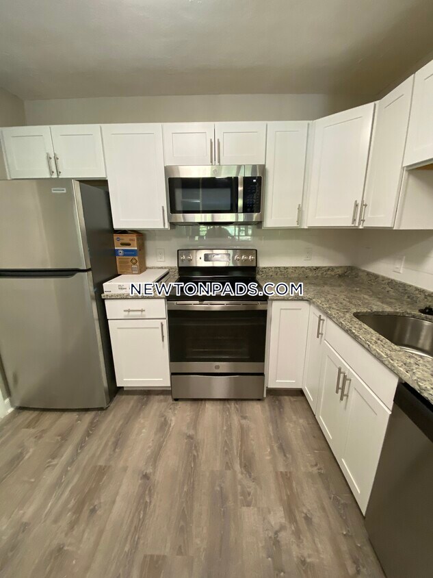 Foto principal - 264 Grove St