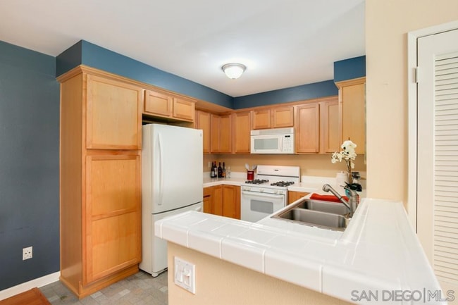 Building Photo - 12253 Carmel Vista Rd