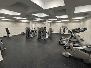 Building Photo - 11 N Central Ave