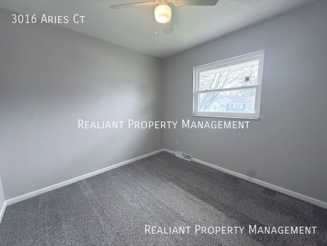 Foto del edificio - 3016 Aries Ct