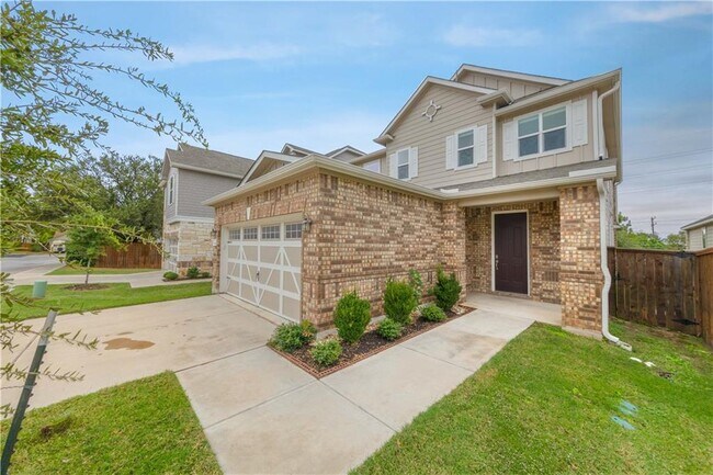 Building Photo - 803 Sandhill Branch Dr