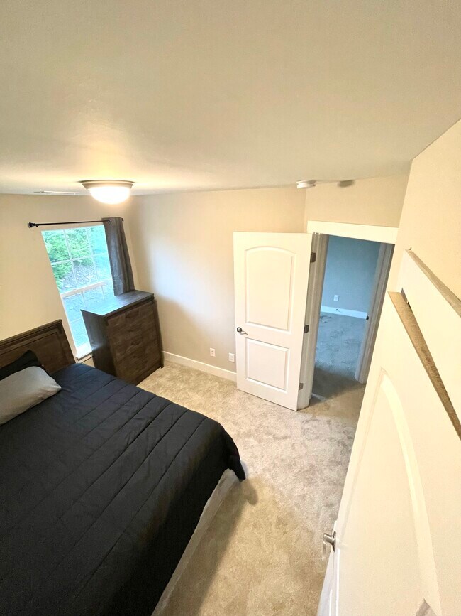 125 Dry Creek Commons Dr, Goodlettsville, TN 37072 Townhome Rentals