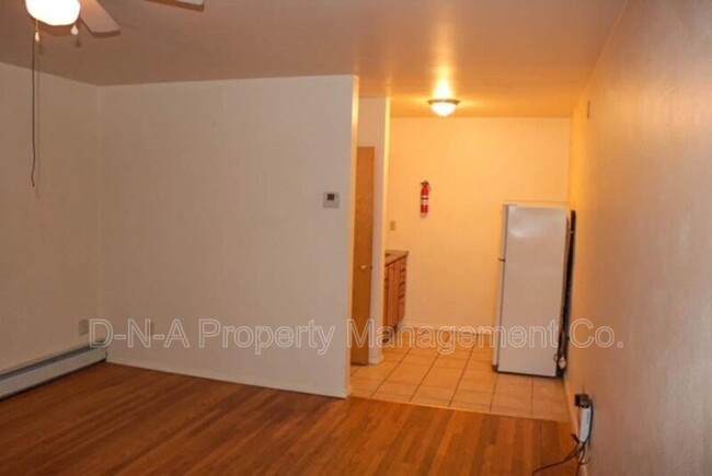 Foto del edificio - 106 3rd St