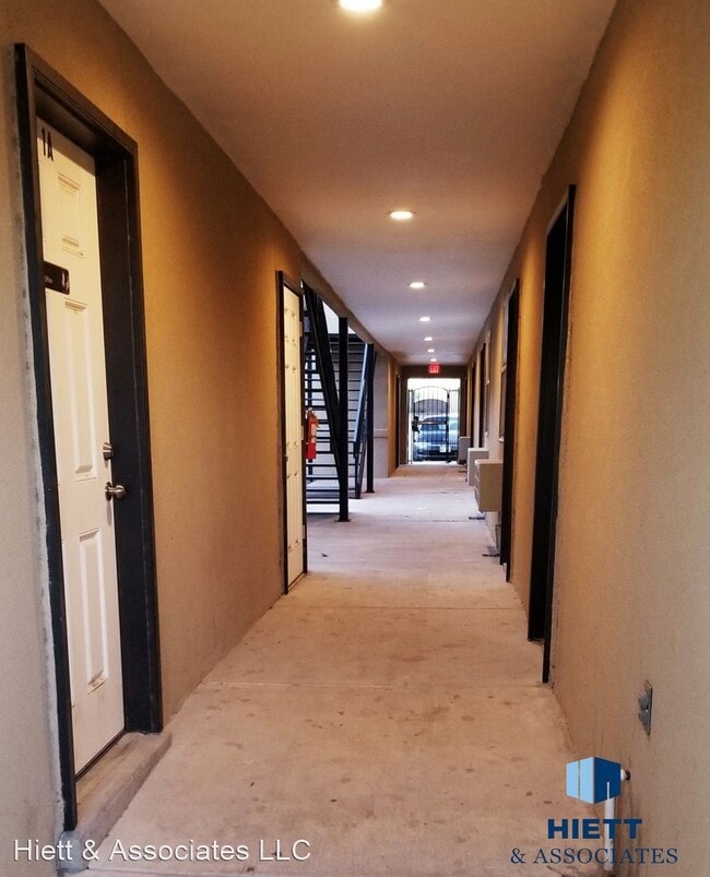 Building Photo - 1108 Myrtle Ave