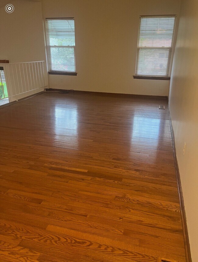 Building Photo - 38851 Arlingdale Dr