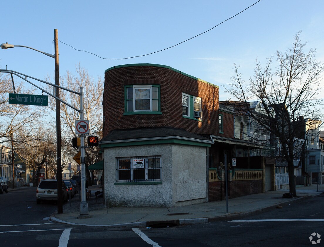 Building Photo - 31 Mcadoo Ave