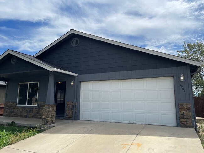 Foto del edificio - Great 3 Bedoom 2 Bath Home