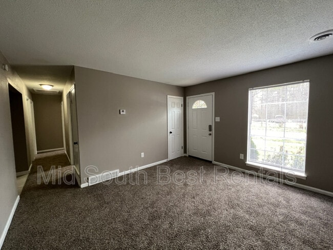 Building Photo - 782 Archie Dr