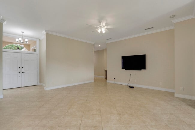 Building Photo - 1215 Gator Trail