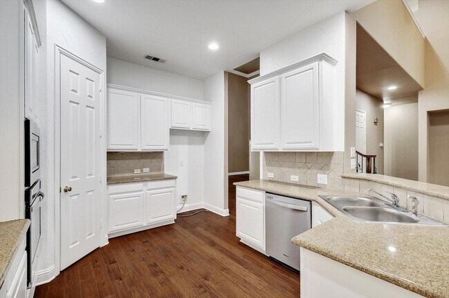 Building Photo - 3612 Tanyard Ct