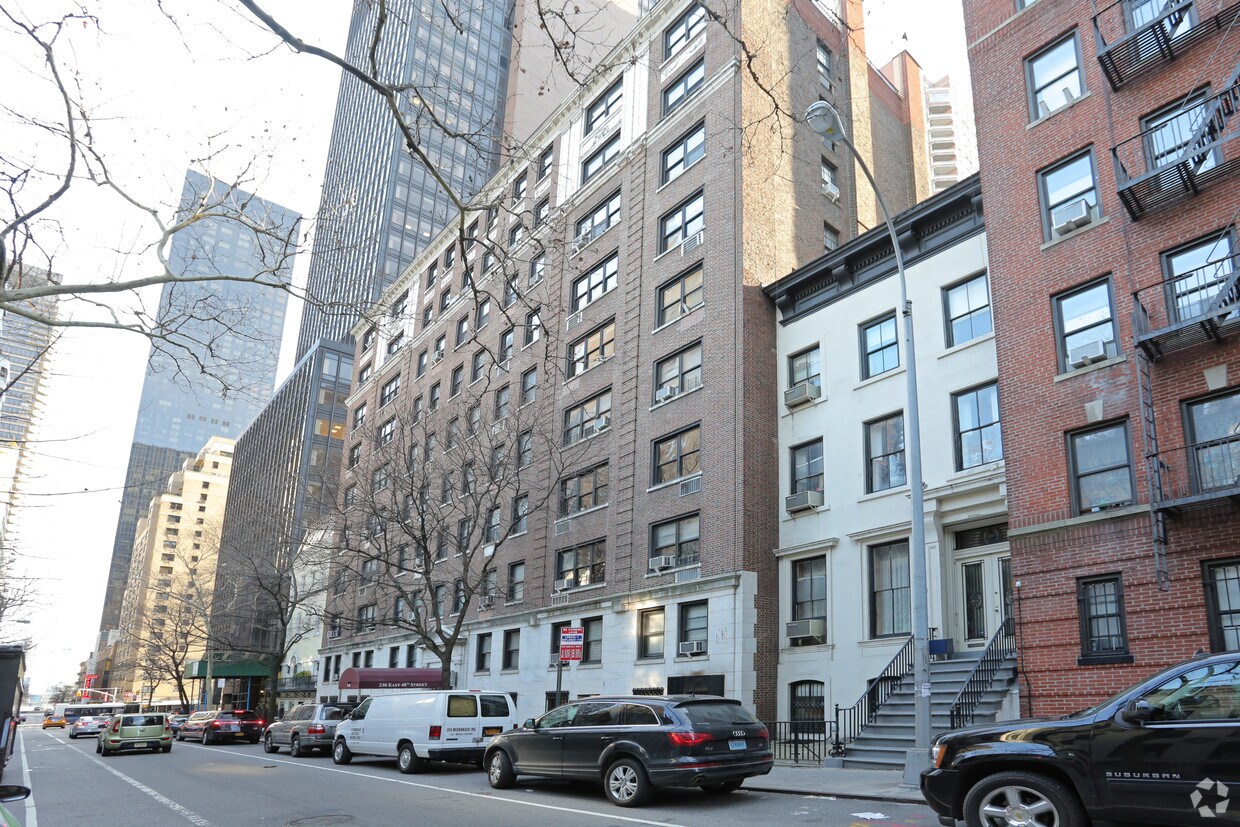 Foto principal - 230 East 48th Street