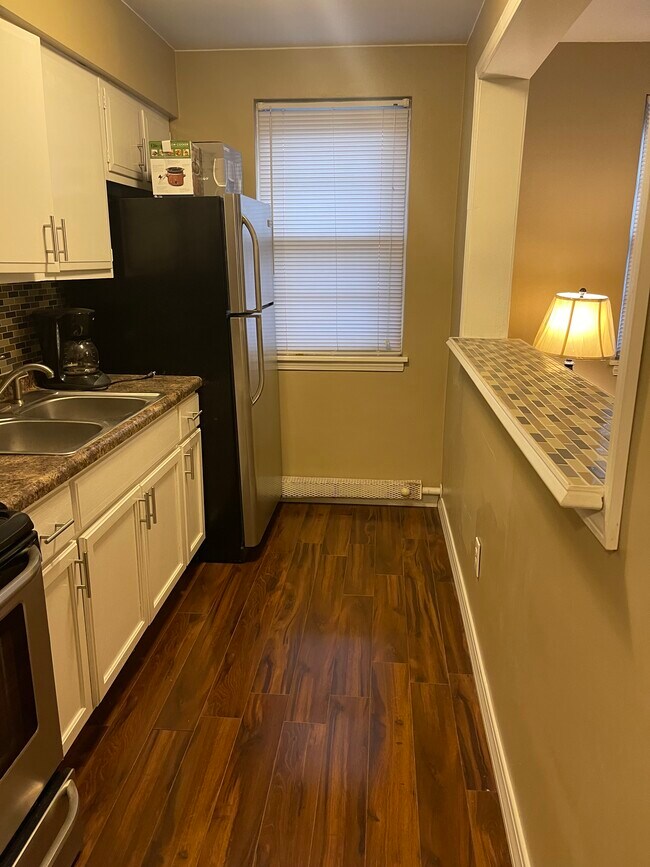 13789 Cedar Rd Unit 105b, South Euclid, OH 44118 Apartments in South