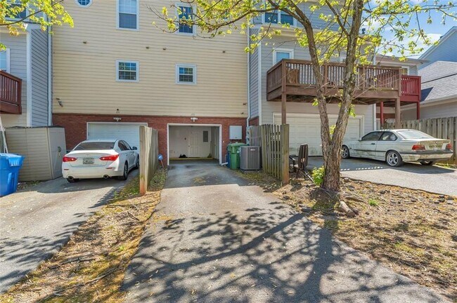 Foto del edificio - 293 Glenn St SW