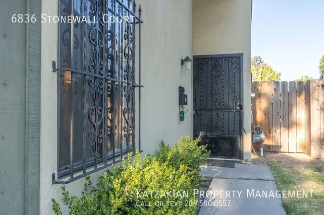 Foto del edificio - 2 Bedroom 1 Bath Home in Lincoln Village West