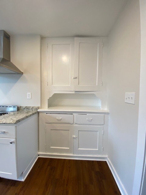 Built in pantry - 5117 Duncan St