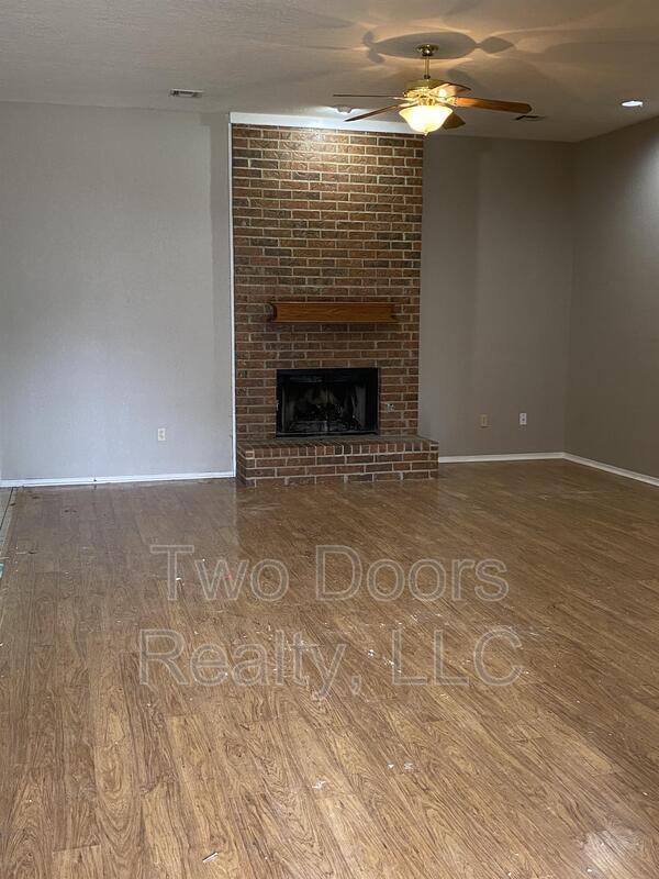 Foto del edificio - 1719 Craig Blvd