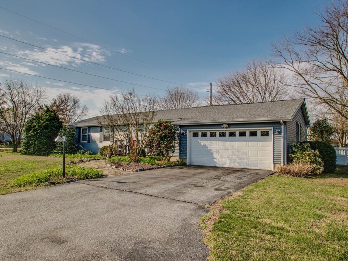 Primary Photo - YEAR ROUND - Sandy Brae