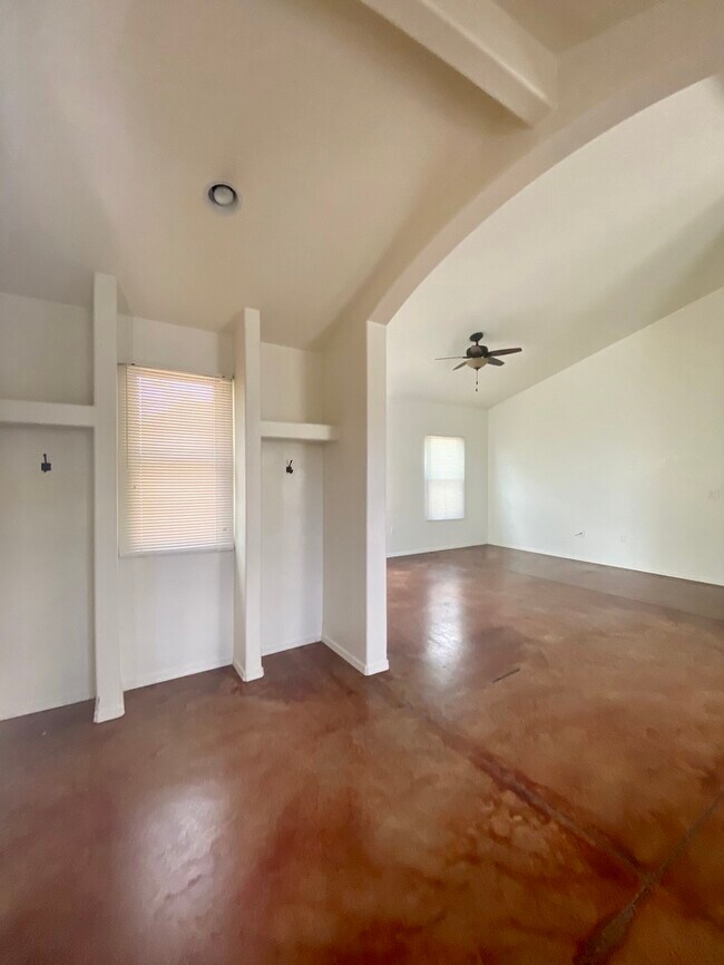 Building Photo - FOR RENT / Pre-Leasing