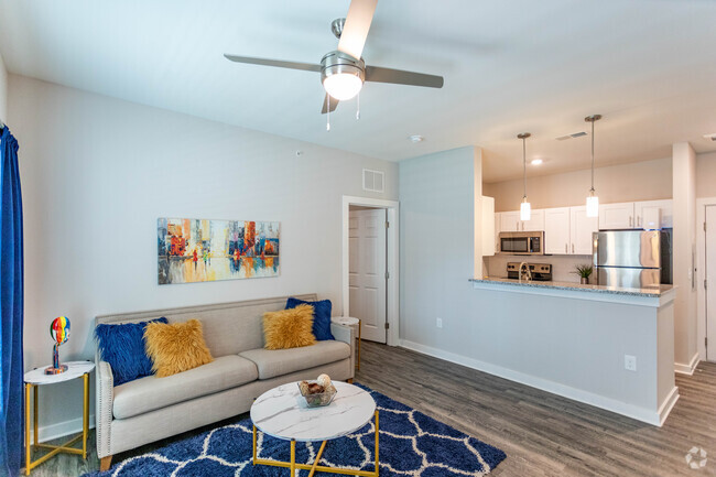 2BR, 2BA - 910SF - The Aria at Heritage Hills