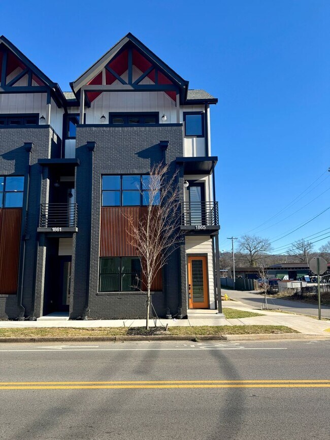 Building Photo - 1865 Zeta Way