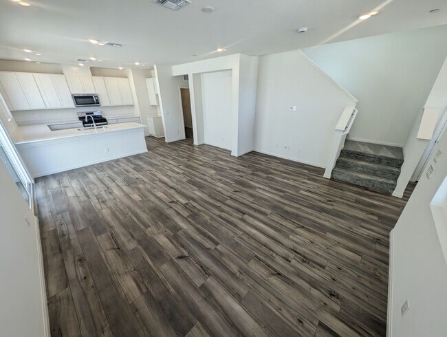 Building Photo - 3659 Almada Ln