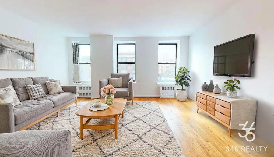 Foto principal - West 116th Street