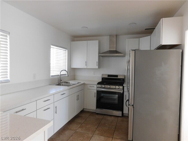 Building Photo - 4524 Fulton Pl