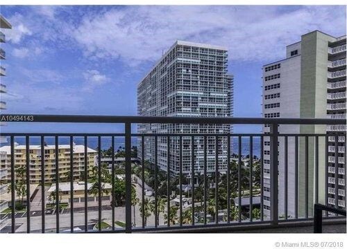 Building Photo - 1920 S Ocean Dr