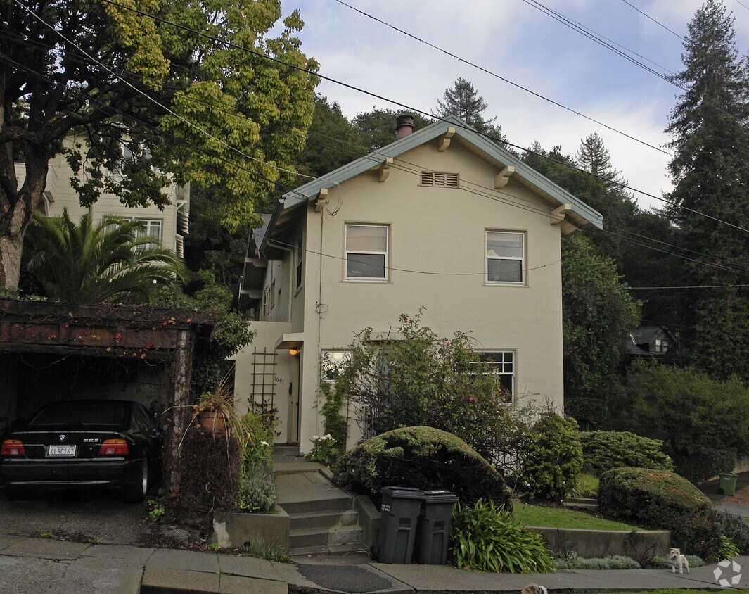Foto del edificio - 1643-1645 La Loma Ave