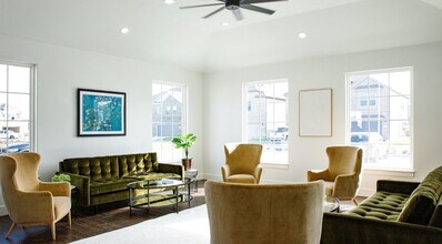 Building Photo - 9842 Kilkenny St