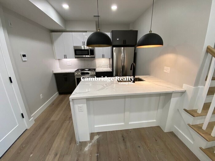 Foto principal - 300 Somerville Ave