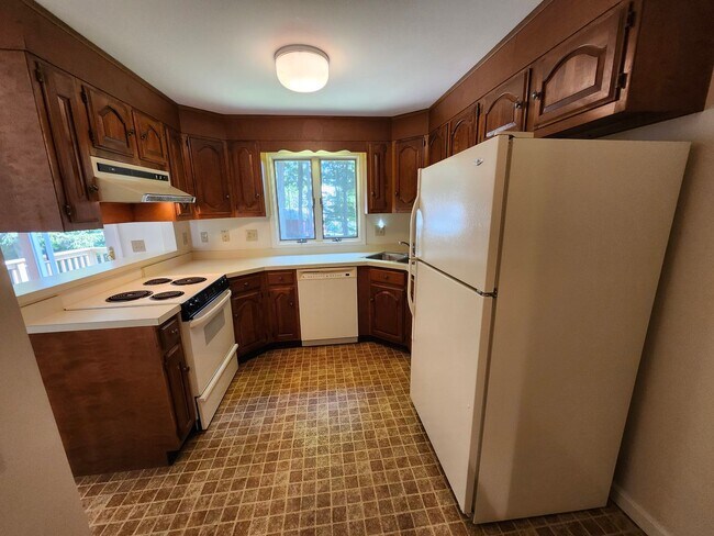 Foto del edificio - Newton Manor 3 Bedroom Townhome