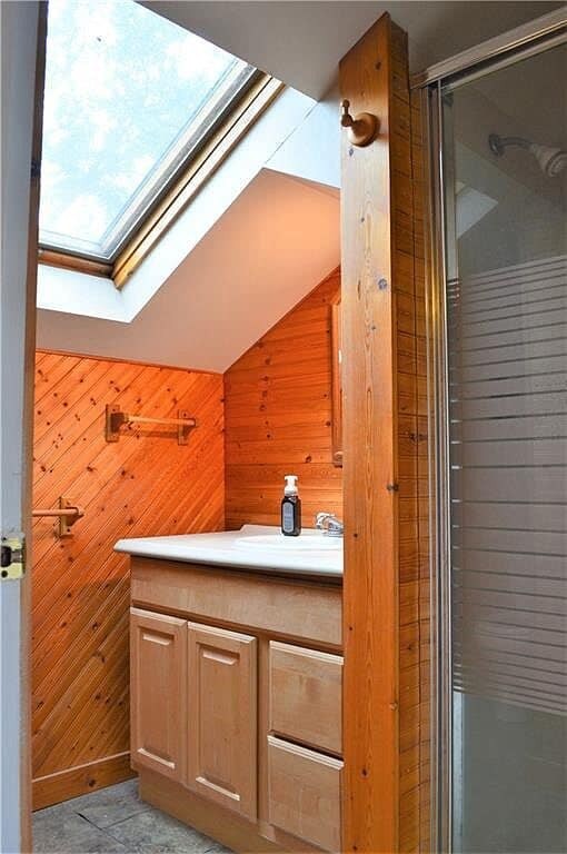 Building Photo - 411 W Marshall St