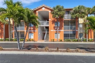 Building Photo - 6361 Aragon Way