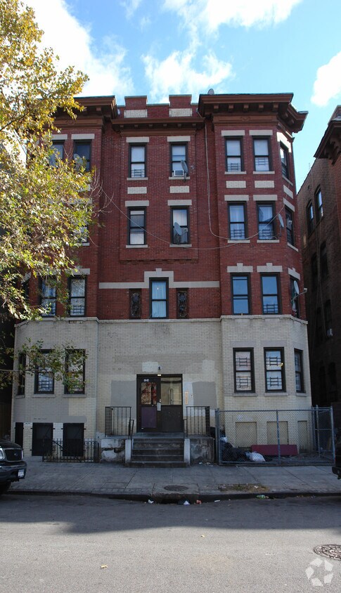 Foto principal - 52-54 Elliott Ave