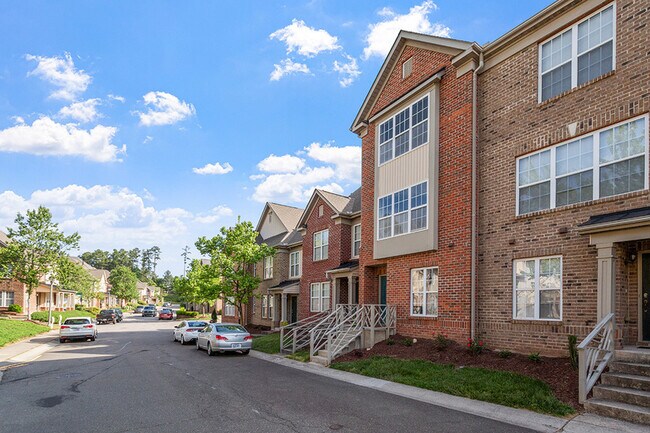 Building Photo - 10028 Blackwell Drive - 1