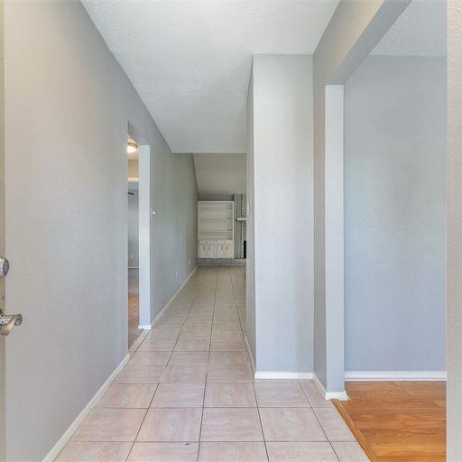 Building Photo - 312 Westwood Dr