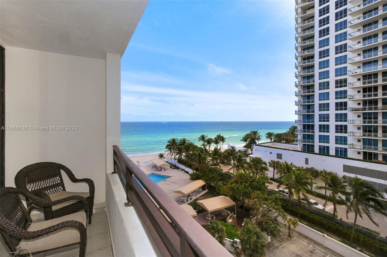 Primary Photo - 3505 S Ocean Dr