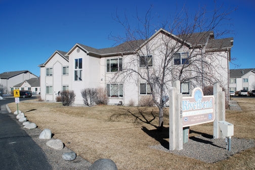 Primary Photo - River Bend Apartments